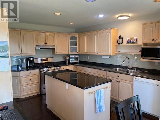 807 Smith Road, Vanderhoof, British Columbia V0J 3A0 - Photo 10 - R2919257