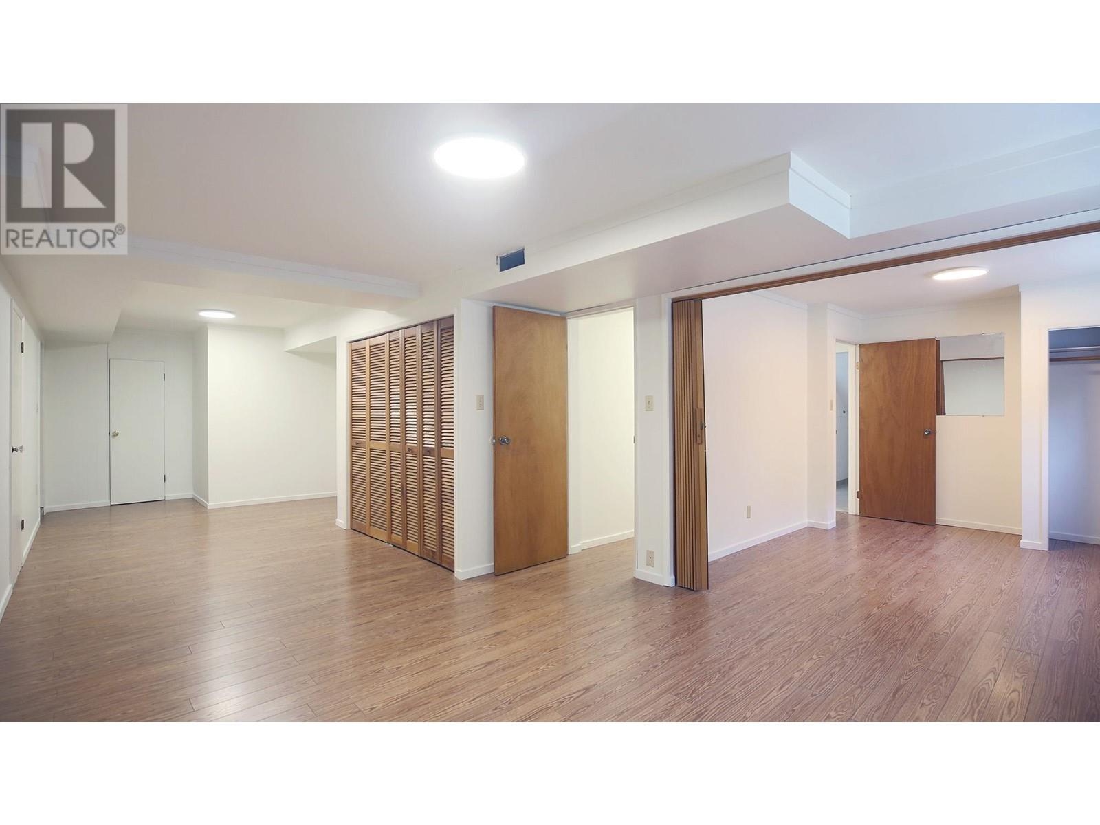 Listing Picture 16 of 19 : 1461 SHERLOCK AVENUE, Burnaby / 本拿比 - 魯藝地產 Yvonne Lu Group - MLS Medallion Club Member