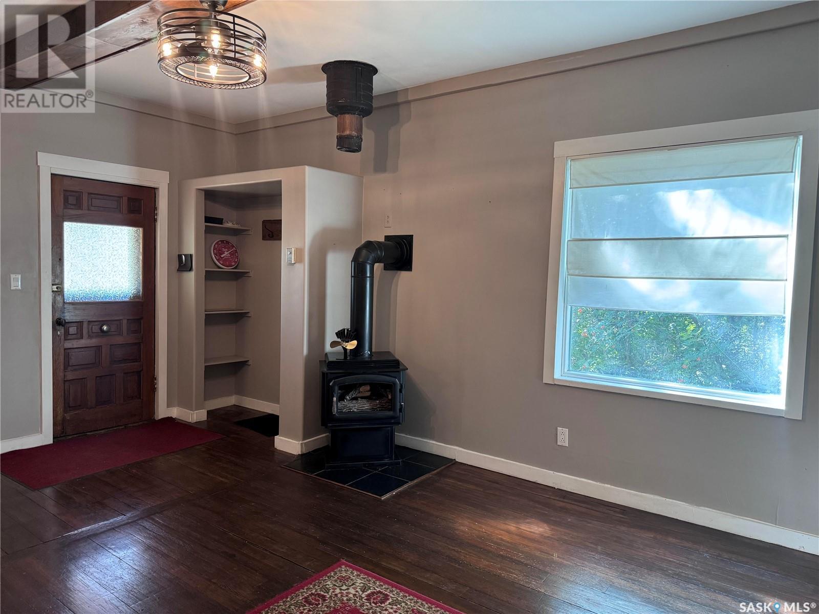 Property at 80 Lakeshore DRIVE image 5