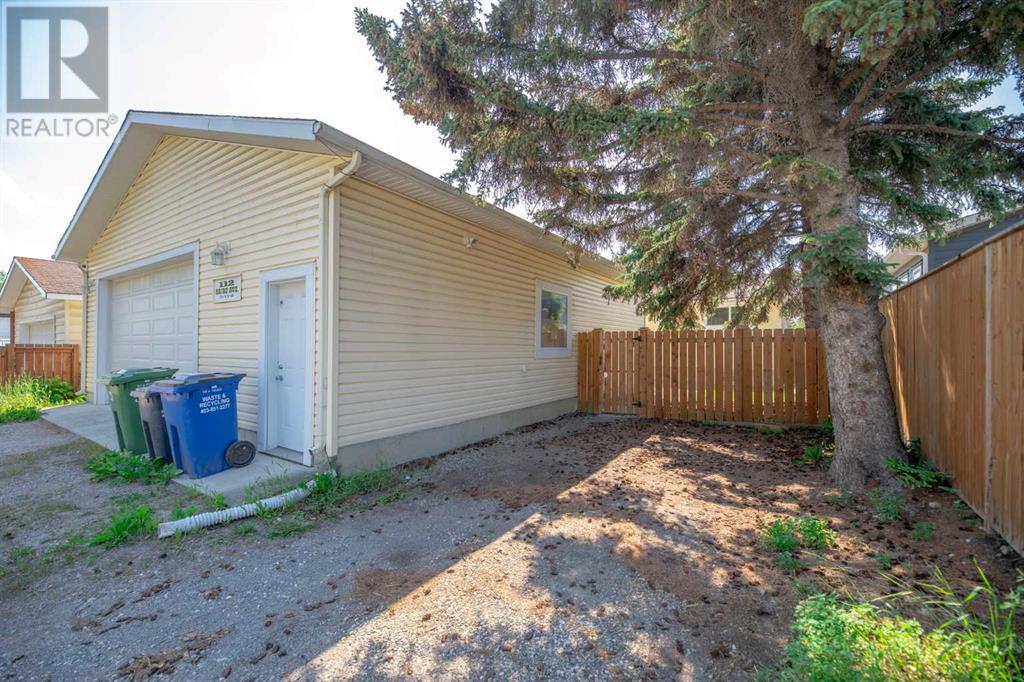 112 Baird Avenue, Cochrane, Alberta  T4C 1C7 - Photo 39 - A2148510