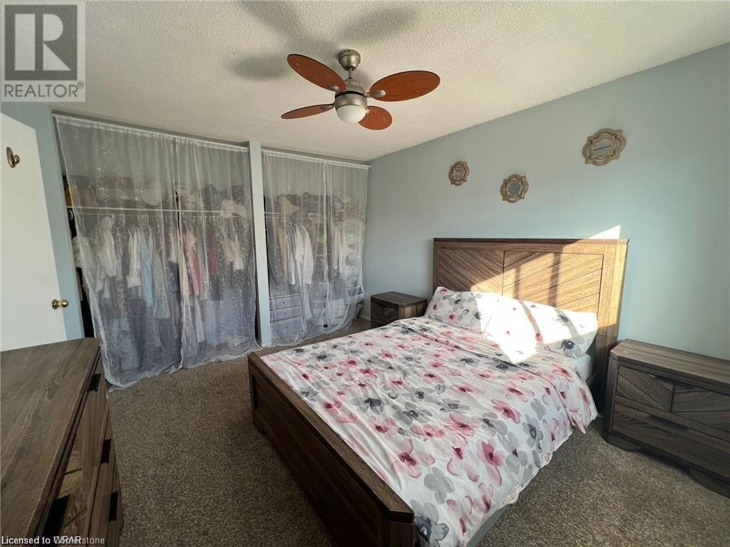 320 BLUEVALE Avenue N Unit 52, WATERLOO, Ontario One Percent Realty