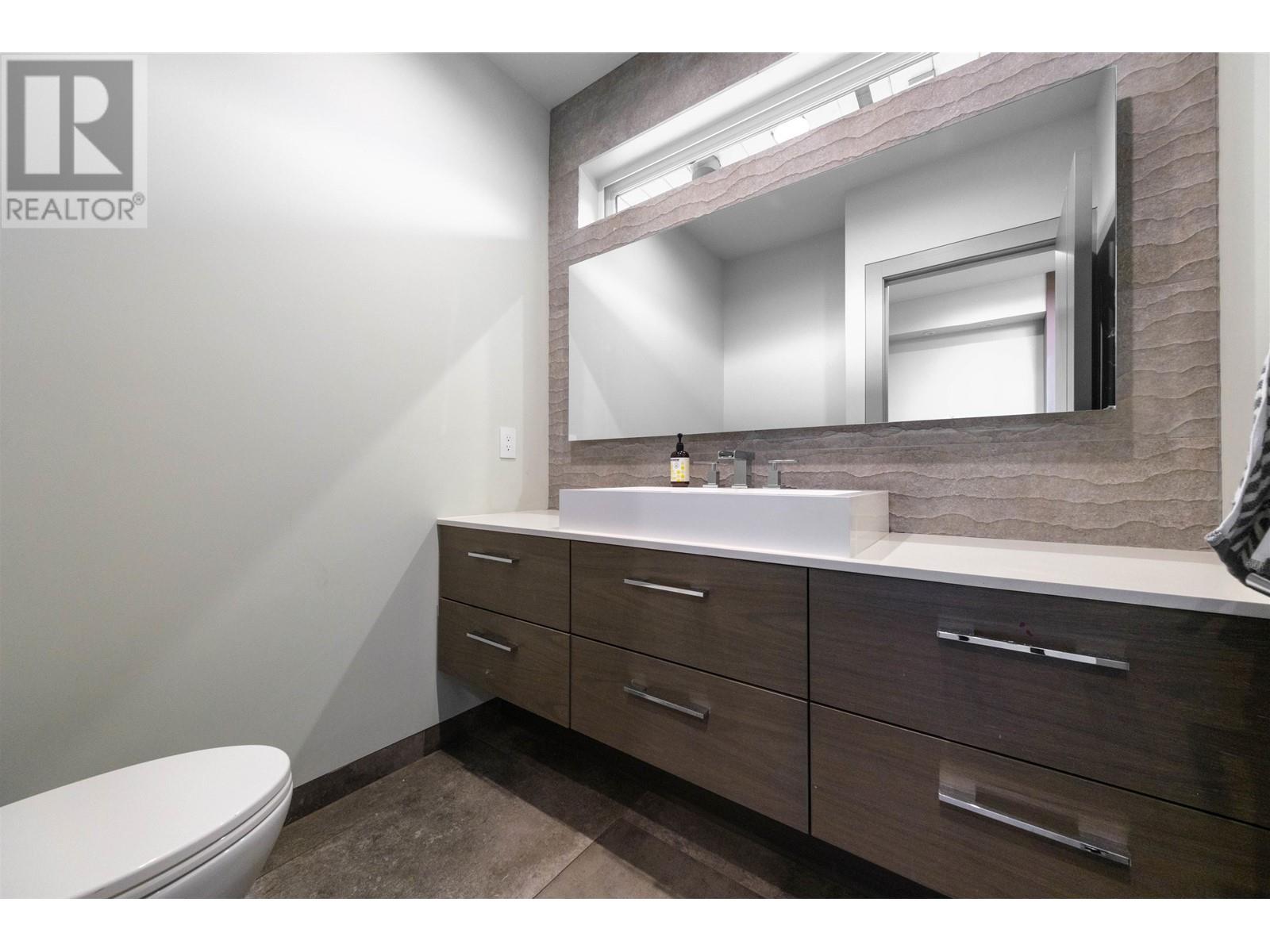 6507 Waltham Avenue, Burnaby, British Columbia  V5H 3V6 - Photo 28 - R2925537