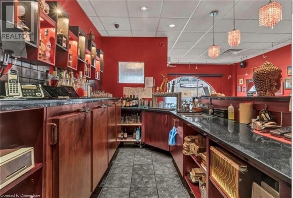 141 Wyndham Street N, Guelph, Ontario  N1H 4E9 - Photo 13 - 40646022