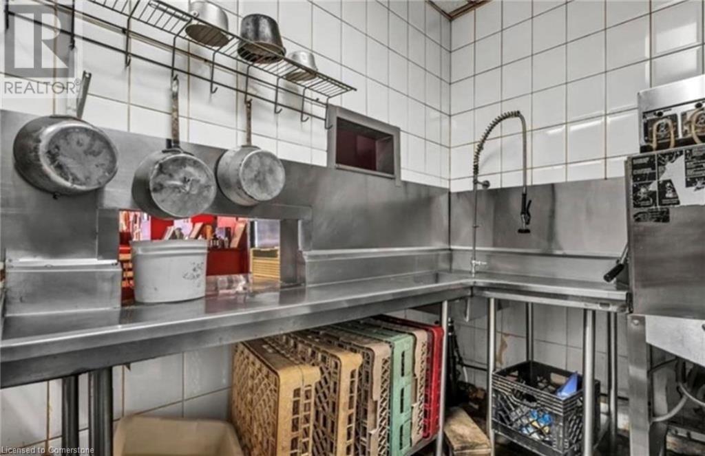 141 Wyndham Street N, Guelph, Ontario  N1H 4E9 - Photo 23 - 40646022