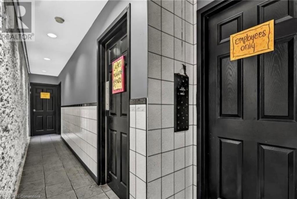 141 Wyndham Street N, Guelph, Ontario  N1H 4E9 - Photo 33 - 40646022