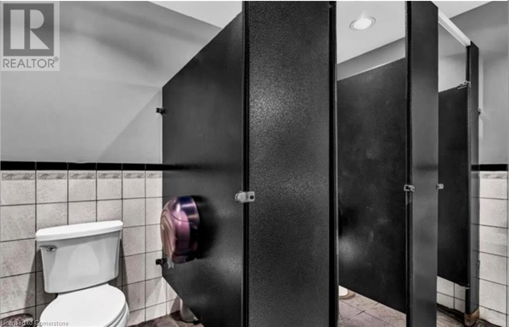 141 Wyndham Street N, Guelph, Ontario  N1H 4E9 - Photo 34 - 40646022