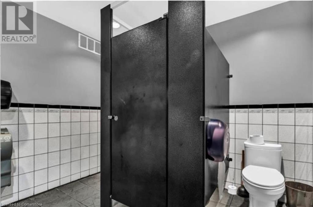 141 Wyndham Street N, Guelph, Ontario  N1H 4E9 - Photo 36 - 40646022