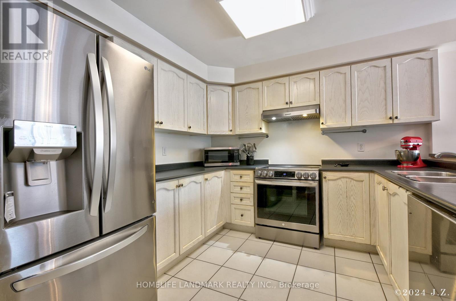 3943 Coachman Circle, Mississauga (Churchill Meadows), Ontario  L5M 6R1 - Photo 13 - W9349555