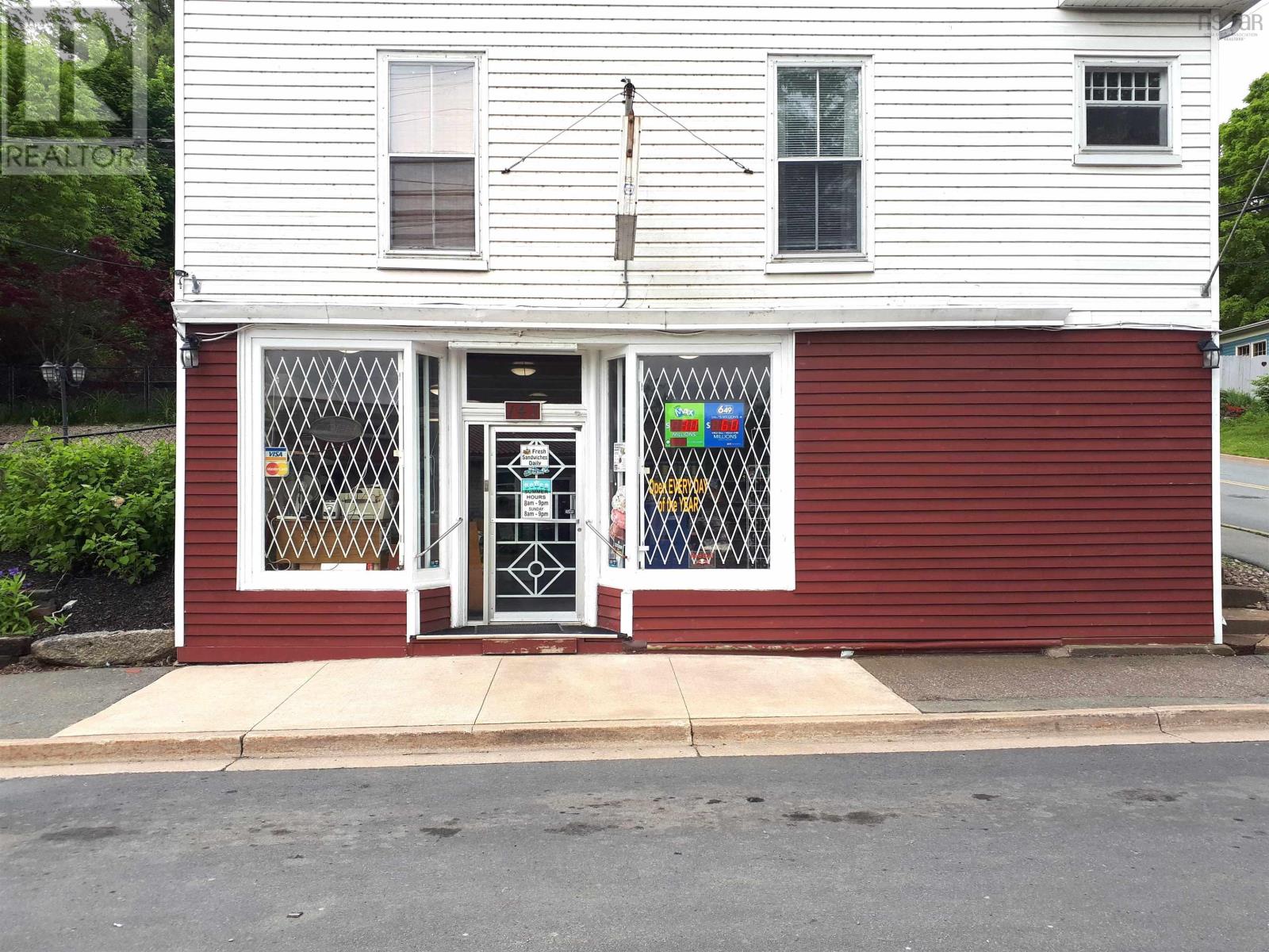 147 King Street, Bridgewater, Nova Scotia  B4V 1A4 - Photo 34 - 202412398