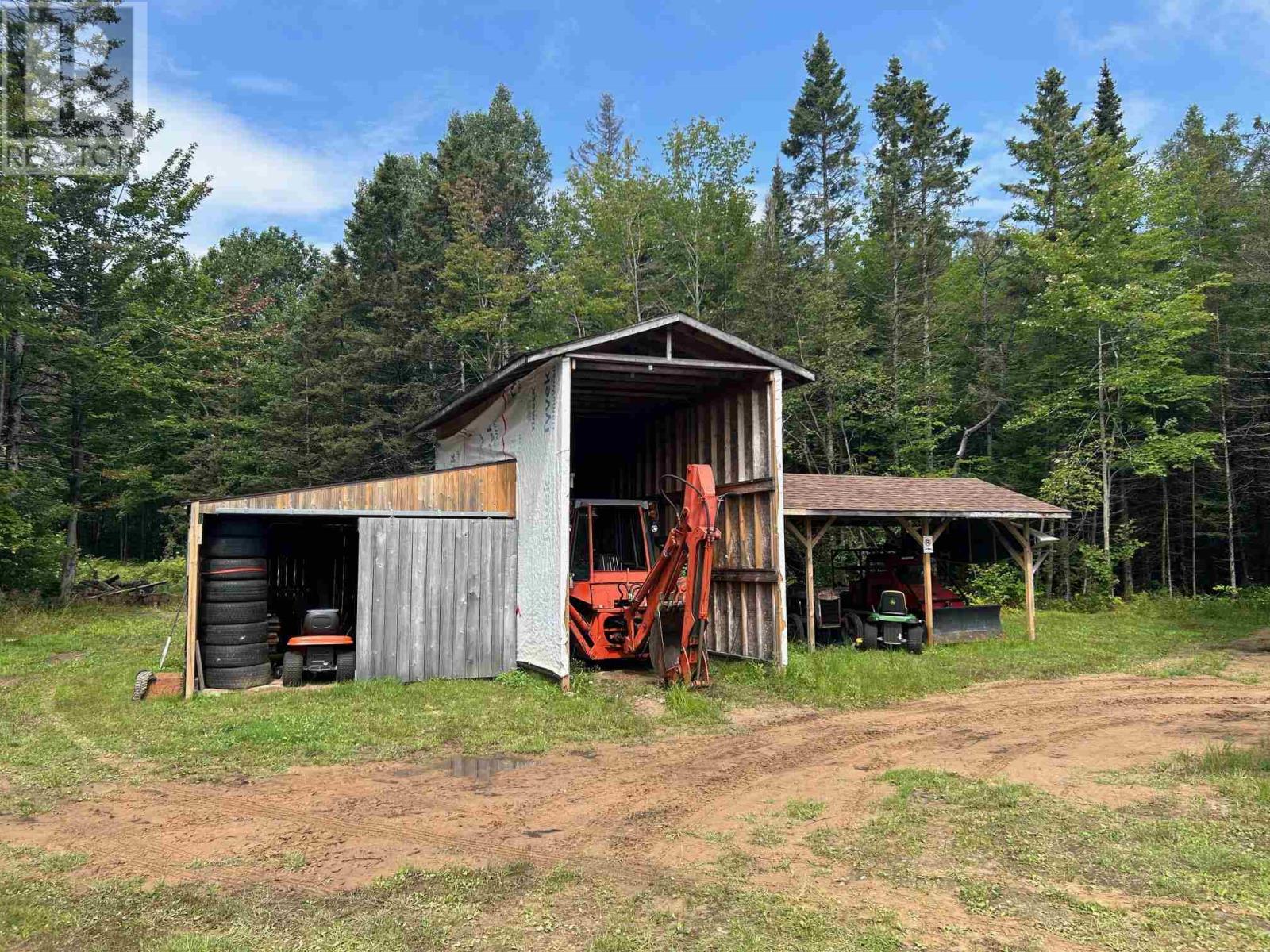 1960 K Line Road, Twp Of St Joseph, Ontario  P0R 1J0 - Photo 29 - SM242149