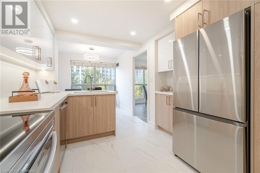 18 Hollywood Avenue Unit# 401, Toronto, Ontario  M2N 6P5 - Photo 11 - 40645942