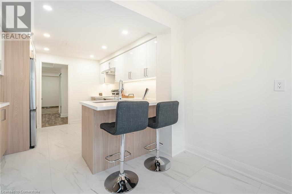 18 Hollywood Avenue Unit# 401, Toronto, Ontario  M2N 6P5 - Photo 12 - 40645942