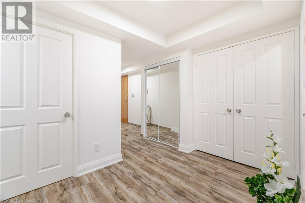 18 Hollywood Avenue Unit# 401, Toronto, Ontario  M2N 6P5 - Photo 6 - 40645942