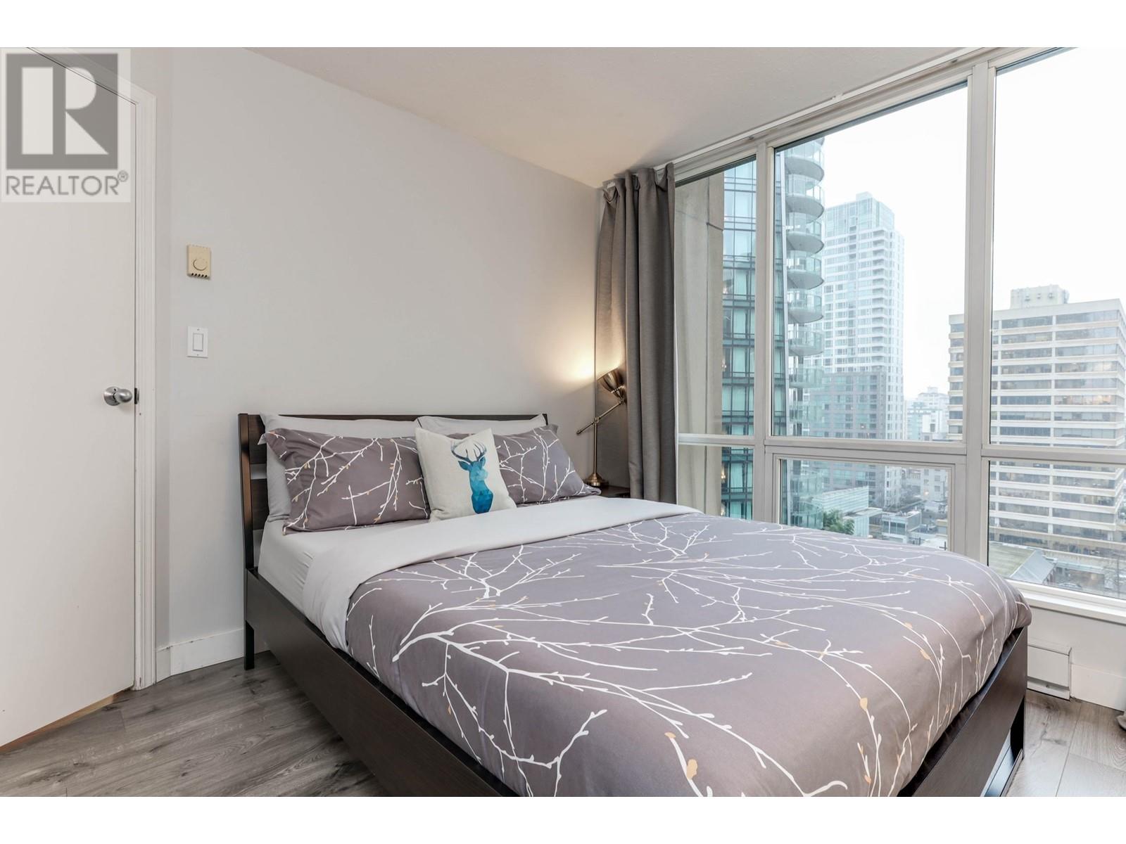 Listing Picture 15 of 24 : 1907 1166 MELVILLE STREET, Vancouver / 溫哥華 - 魯藝地產 Yvonne Lu Group - MLS Medallion Club Member