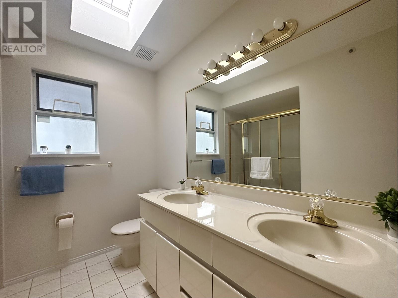 128 W 48th Avenue, Vancouver, British Columbia  V5Y 2Y7 - Photo 10 - R2921668