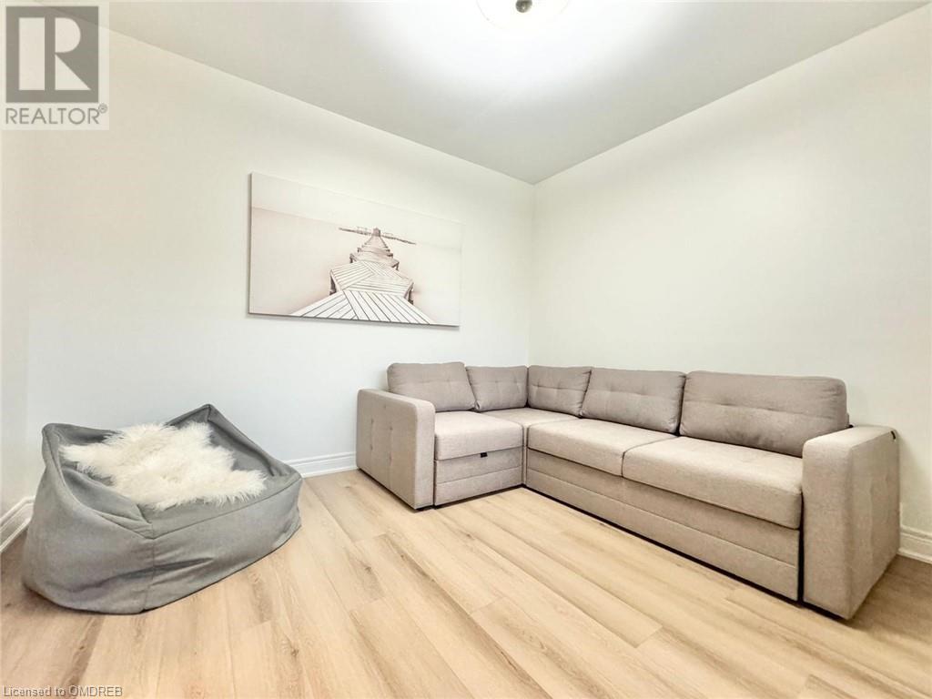 216 Hatt Street, Dundas, Ontario  L9H 2G8 - Photo 8 - 40640342