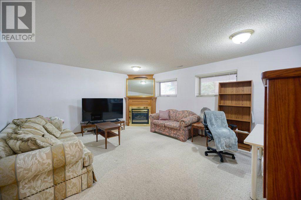 171 Sierra Morena Terrace Sw, Calgary, Alberta  T3H 3A2 - Photo 13 - A2145973