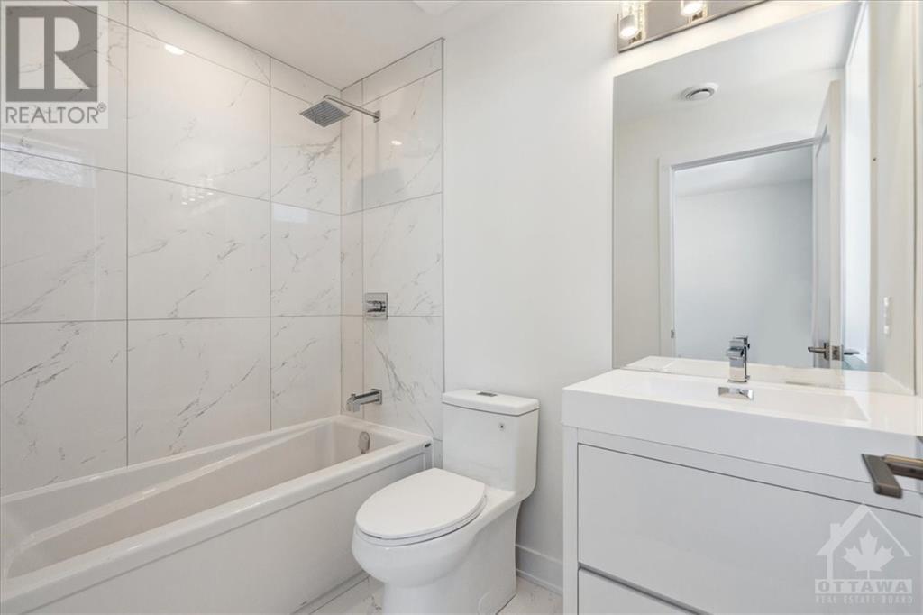 683 Melbourne AvenueOttawa, Ontario  K2A 1X4 - Photo 11 - X9519313