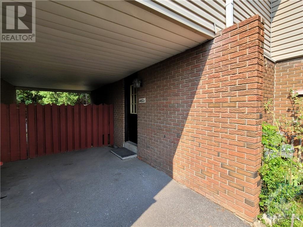 1460 Heatherington Road Unit#h, Ottawa, Ontario  K1V 6S1 - Photo 2 - 1412043