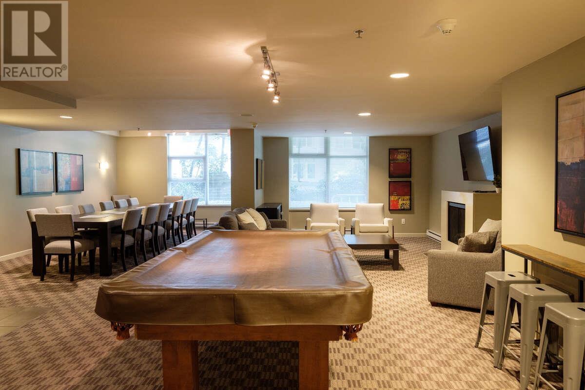 Listing Picture 22 of 30 : 403 9232 UNIVERSITY CRESCENT, Burnaby / 本拿比 - 魯藝地產 Yvonne Lu Group - MLS Medallion Club Member