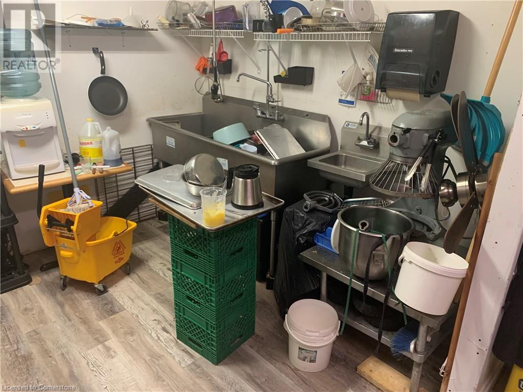 125 Snyder's Road E, Baden, Ontario  N3A 2V4 - Photo 12 - 40647356