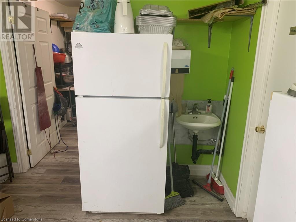 125 Snyder's Road E, Baden, Ontario  N3A 2V4 - Photo 10 - 40647356