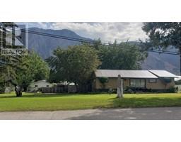 725 2nd Ave Avenue, keremeos, British Columbia