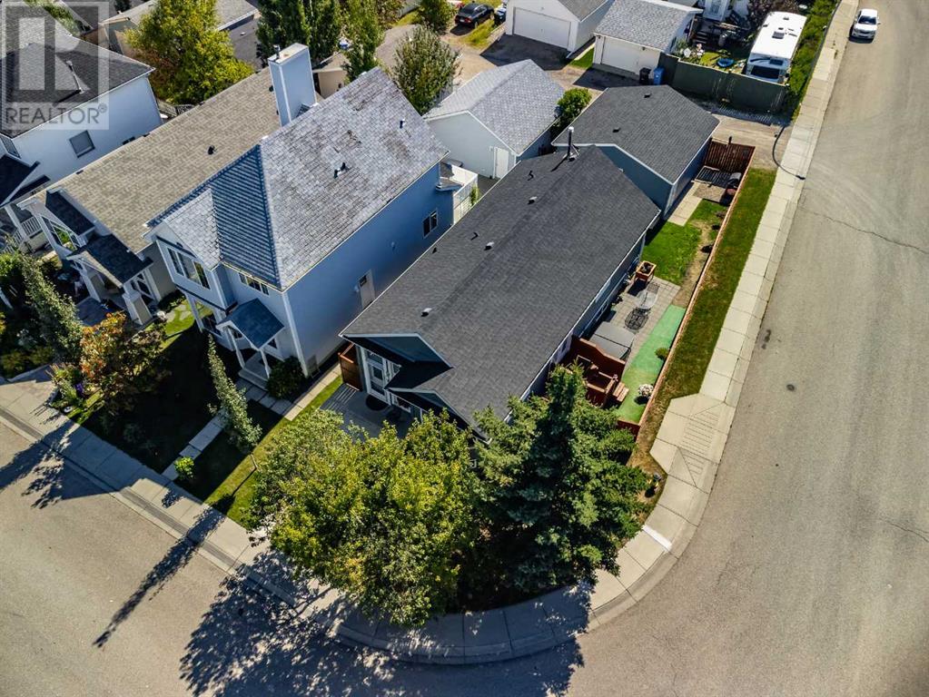 270 Tuscany Valley Drive Nw, Calgary, Alberta  T3L 2A6 - Photo 43 - A2162679