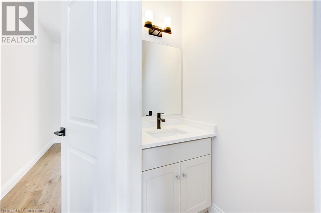 38 Anne Street W, Harriston, Ontario  N0G 1Z0 - Photo 9 - 40586664