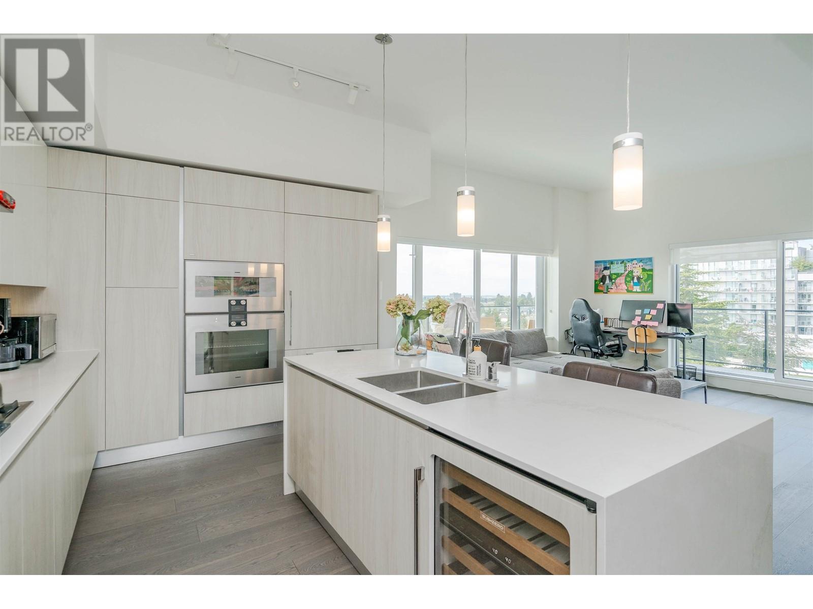 Property at 603 488 W 58TH AVENUE image 3