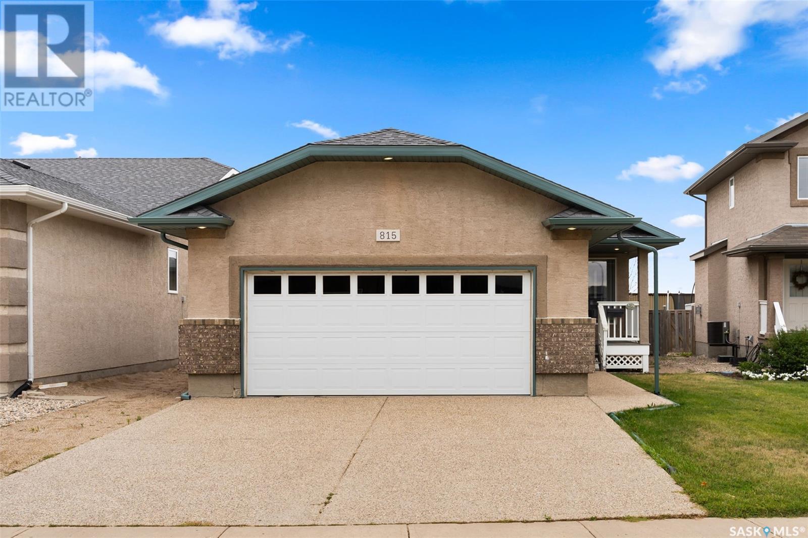 815 Bluebird CRESCENT, regina, Saskatchewan