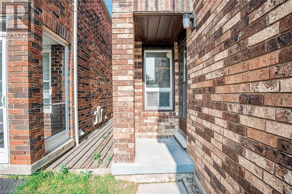 102 Pennyhill Drive, Toronto, Ontario  M1B 4K7 - Photo 7 - 40647465