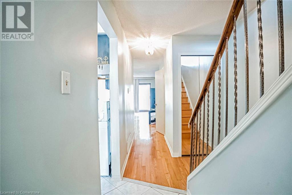 102 Pennyhill Drive, Toronto, Ontario  M1B 4K7 - Photo 9 - 40647465