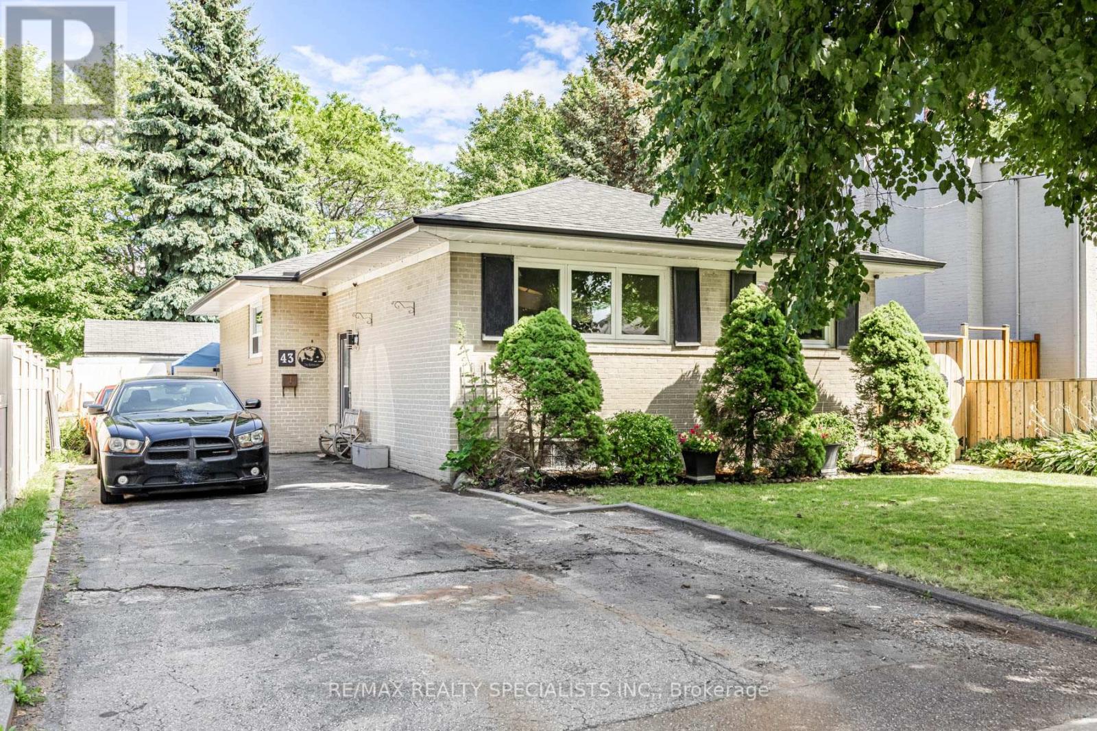 43 ASHFIELD DRIVE, toronto (eringate-centennial-west deane), Ontario