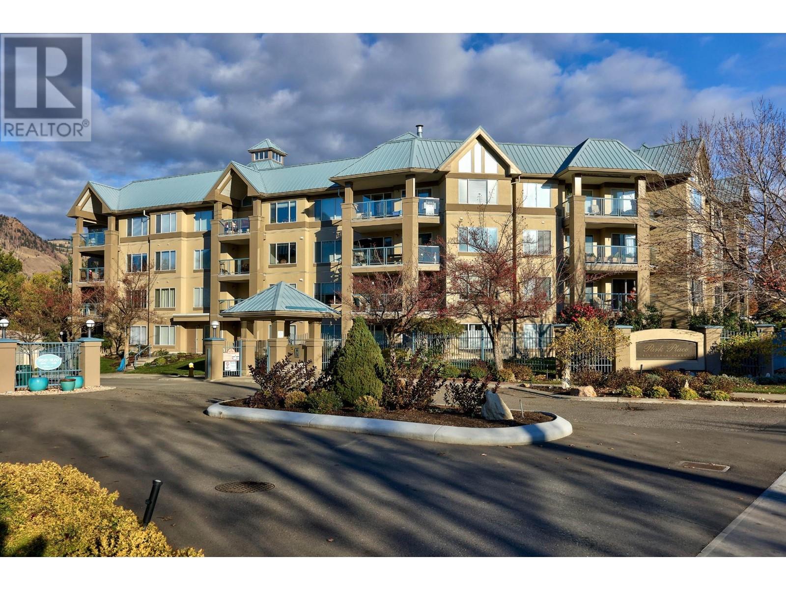 208-970 Lorne Street, Kamloops, British Columbia   - Photo 2 - 180925