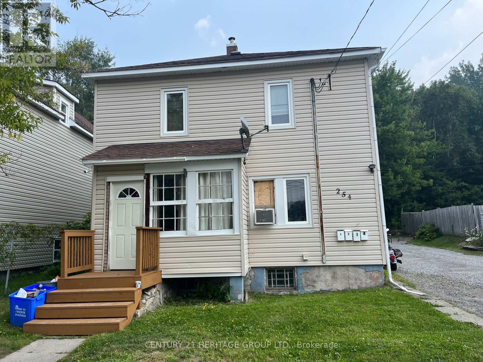 Property at 254 MOUNTAIN STREET image 1