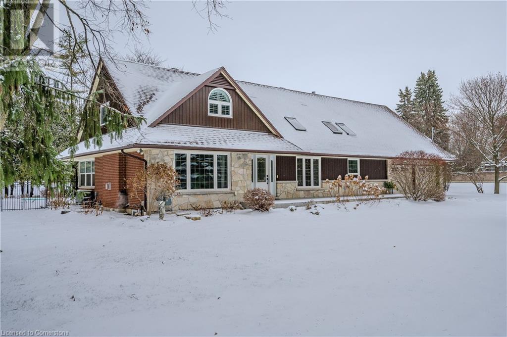 728 Country Squire Road, Waterloo, Ontario  N2J 4G8 - Photo 2 - 40647061