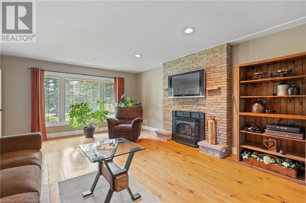 728 Country Squire Road, Waterloo, Ontario  N2J 4G8 - Photo 24 - 40647061