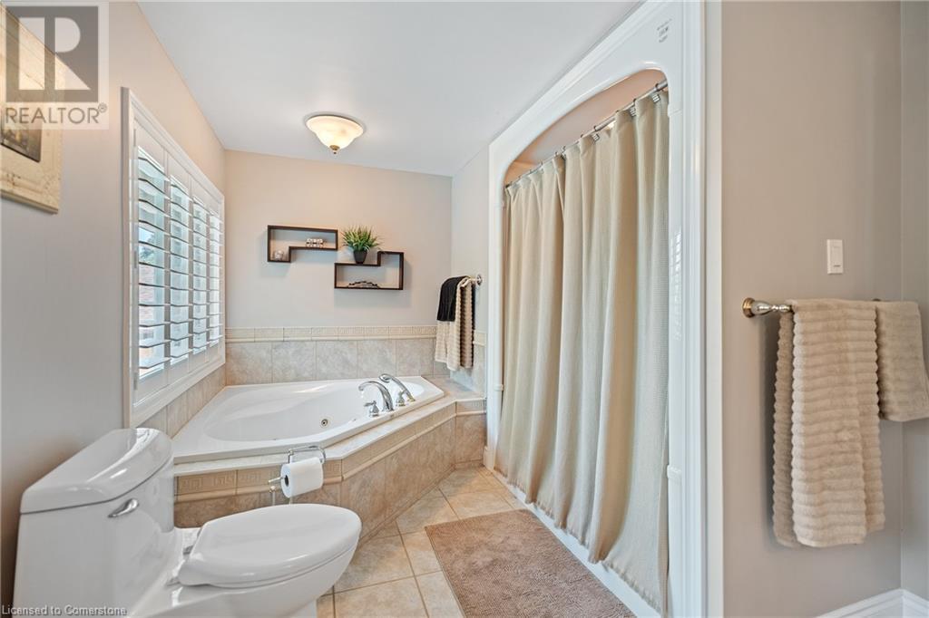 728 Country Squire Road, Waterloo, Ontario  N2J 4G8 - Photo 30 - 40647061