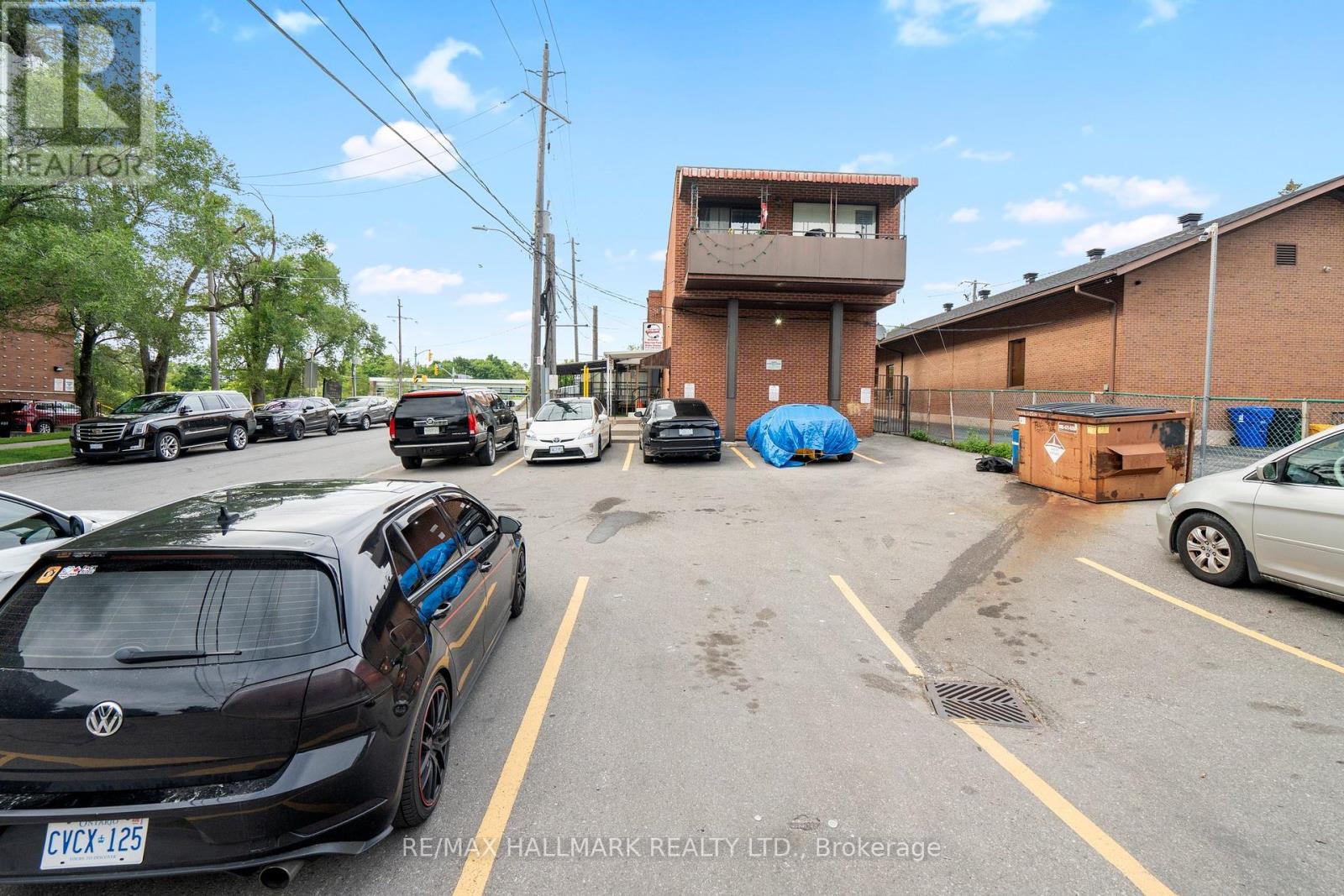 1291 Wilson Avenue, Toronto (Downsview-Roding-Cfb), Ontario  M3M 3C6 - Photo 7 - W9351103