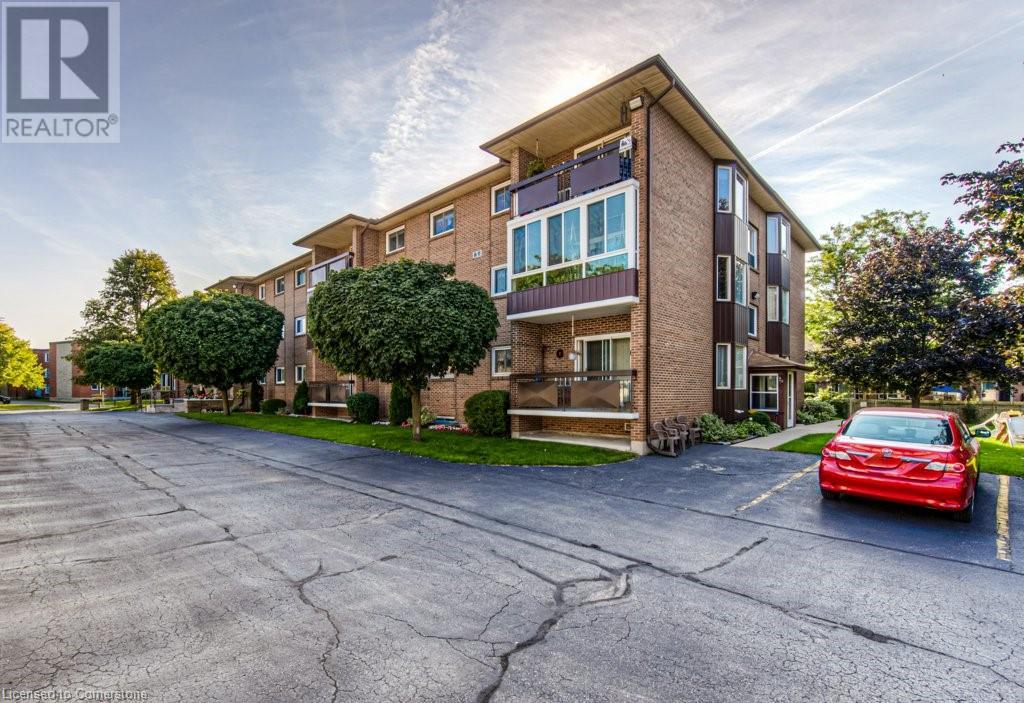 67 BRECKENRIDGE Drive Unit# 308, Kitchener, Ontario