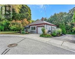 8 WESLEY Avenue, brantford, Ontario