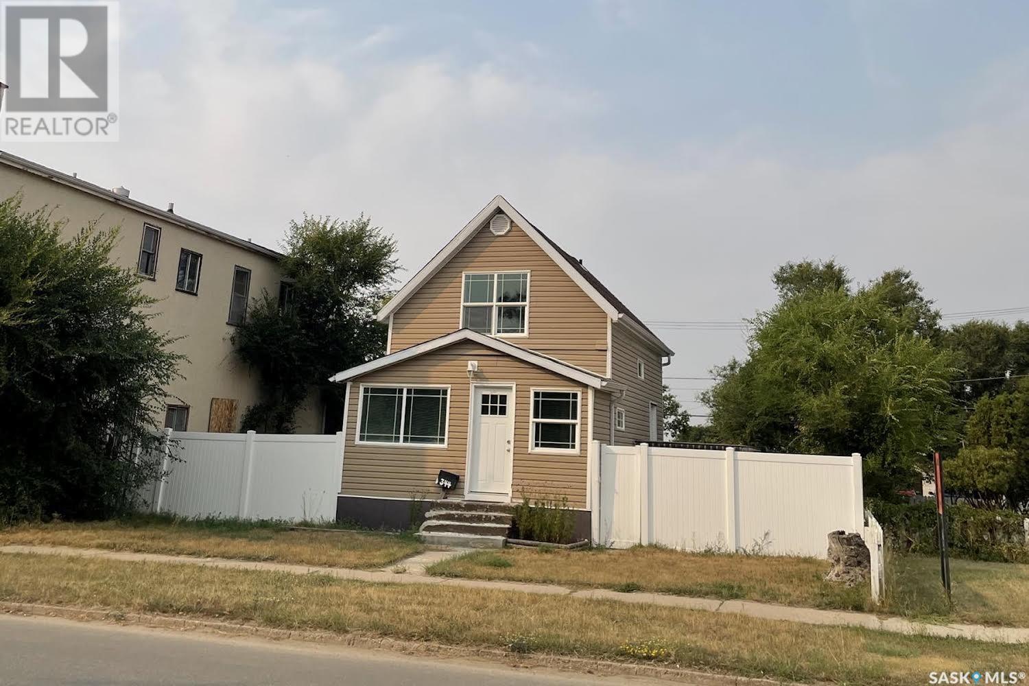 344 Lillooet STREET W, moose jaw, Saskatchewan