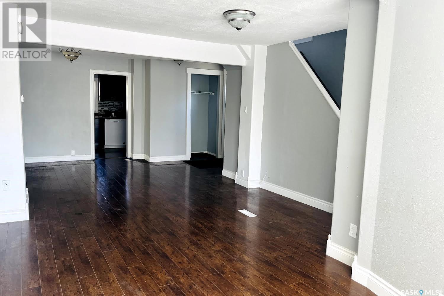 Property at 344 Lillooet STREET W image 3