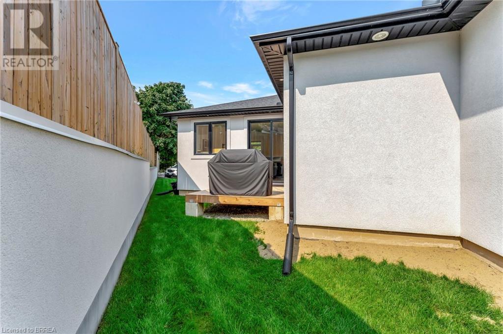 5 John Pound Road Unit# 6, Tillsonburg, Ontario N4G 5X3 - Photo 32 - 40647032