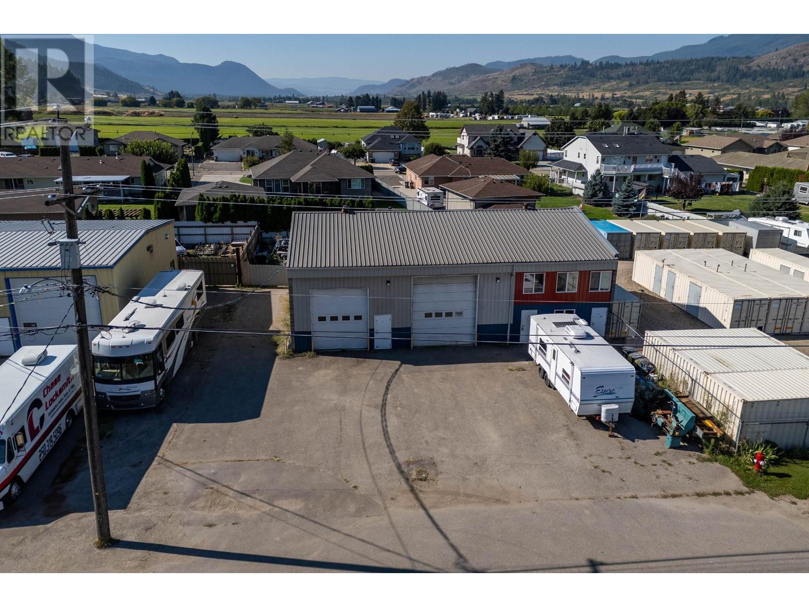 226 Aylmer Rd, Chase, British Columbia   - Photo 2 - 180918