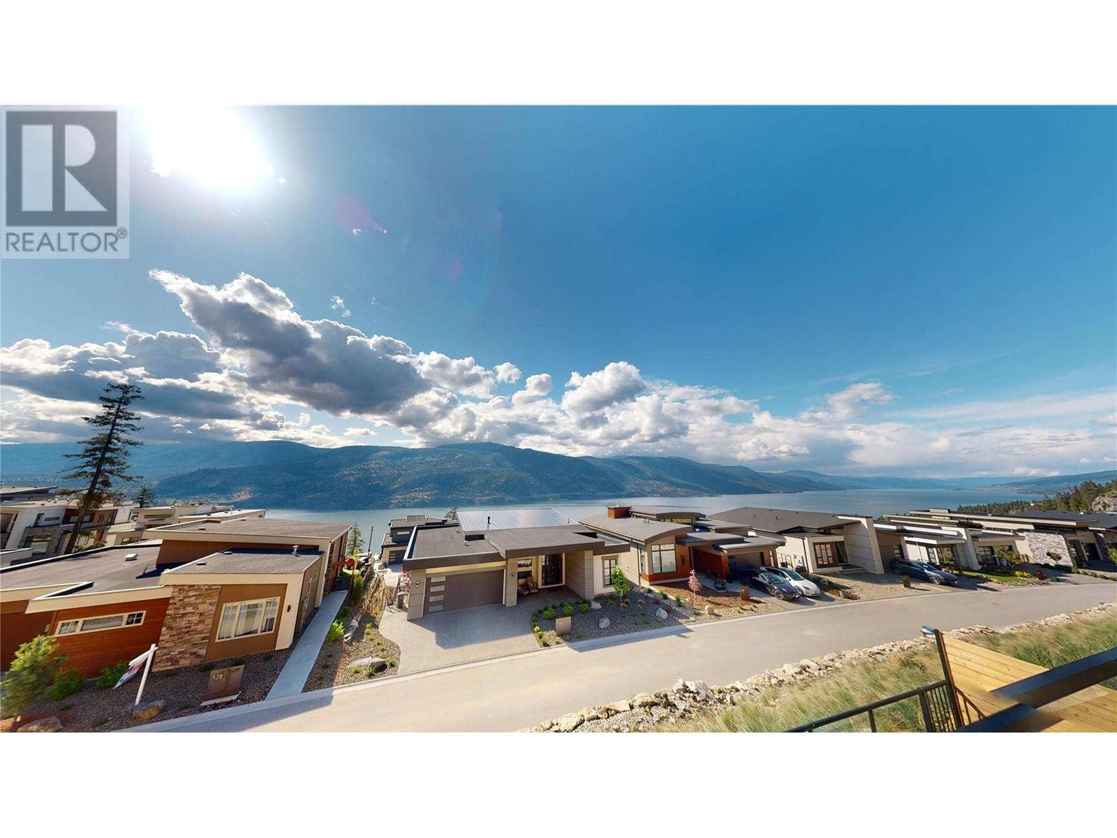 530 Clifton Court Kelowna