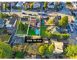 698 TWENTIETH STREET, New Westminster, British Columbia