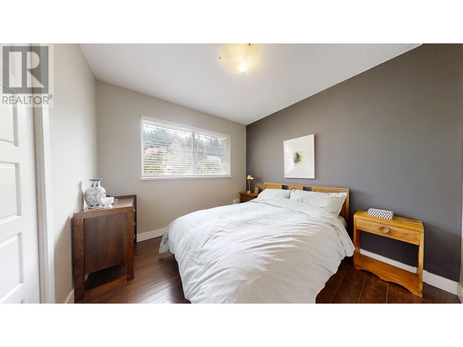 5221 Radcliffe Road, Sechelt, British Columbia  V7Z 0C1 - Photo 13 - R2925763