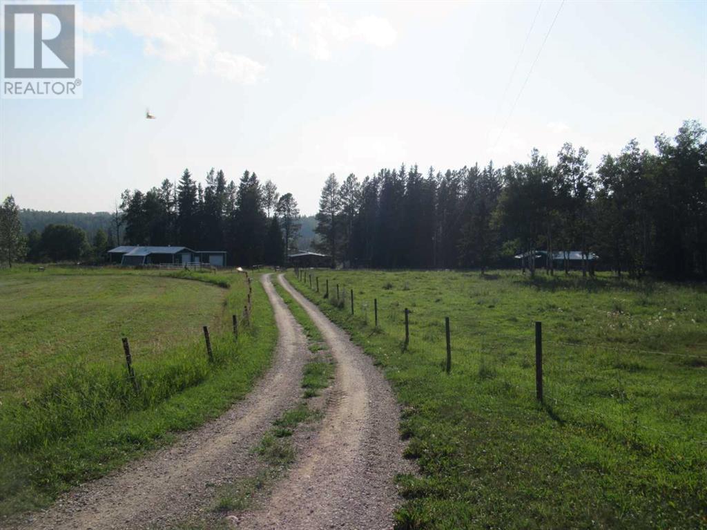 352080 Highway 22, Rural Clearwater County, Alberta  T0M 0M0 - Photo 10 - A2158752